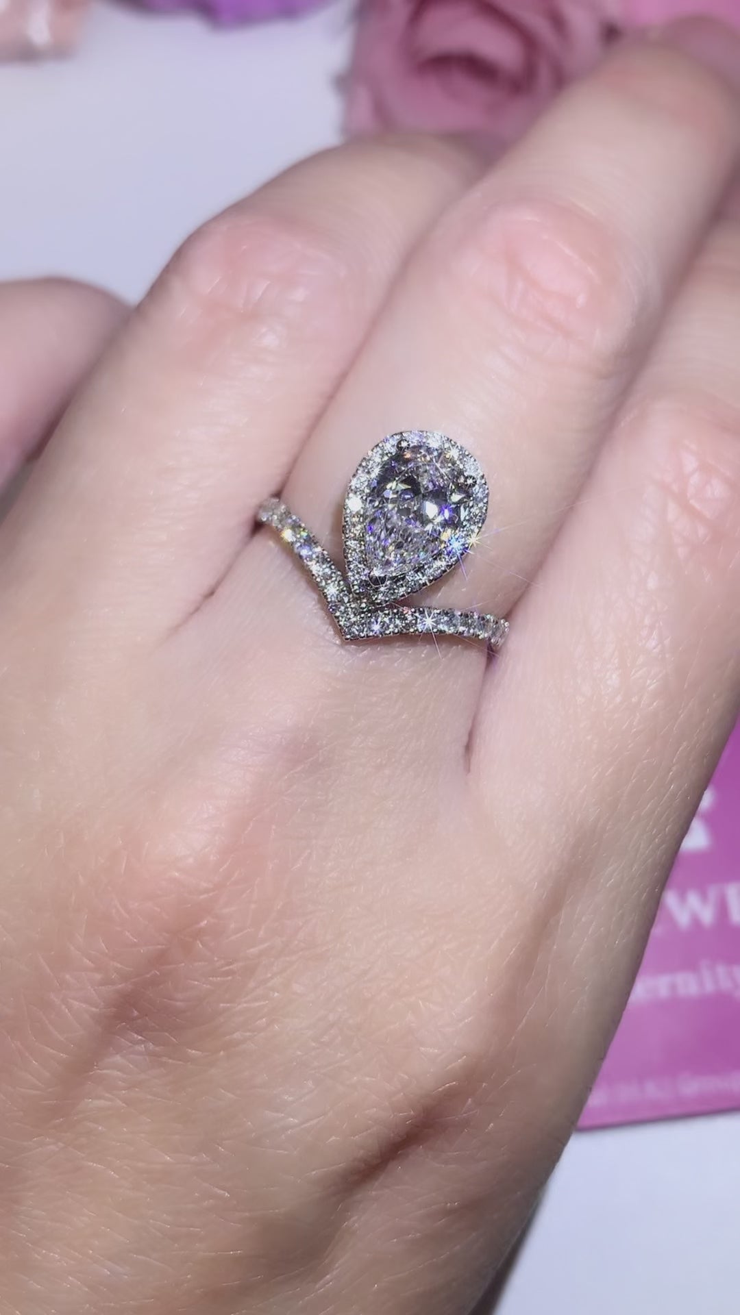 Pear Halo V Shape Diamond Engagement Ring [Setting Only] - LGR084s