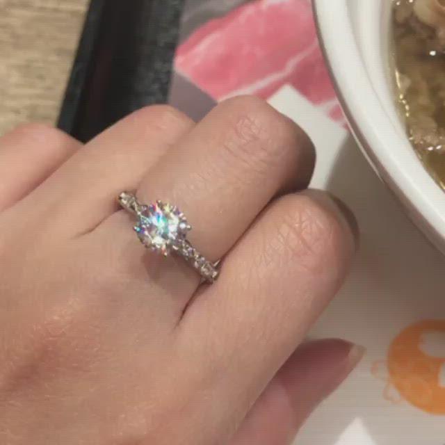 V17 - Vintage Engagement Ring