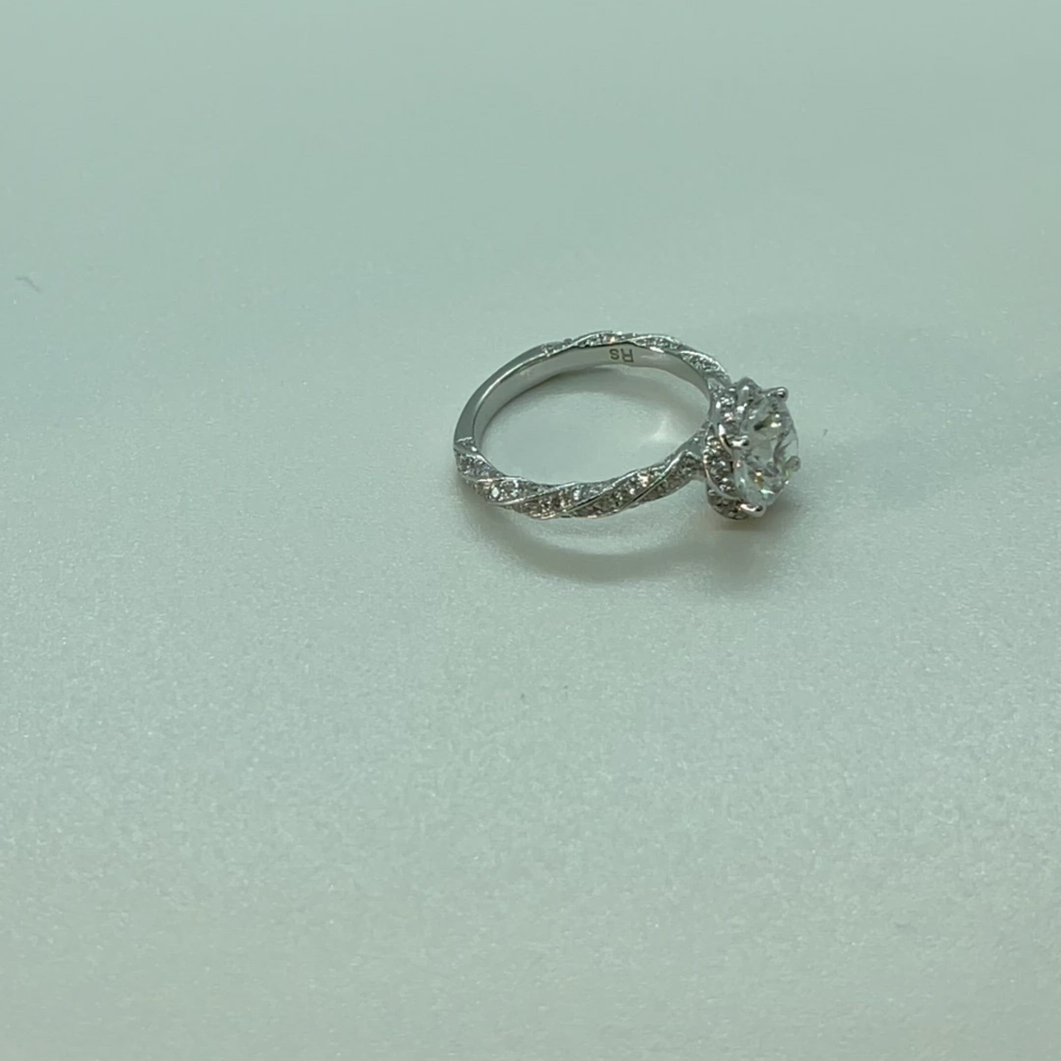 V21 - Floral Vintage Engagement Ring