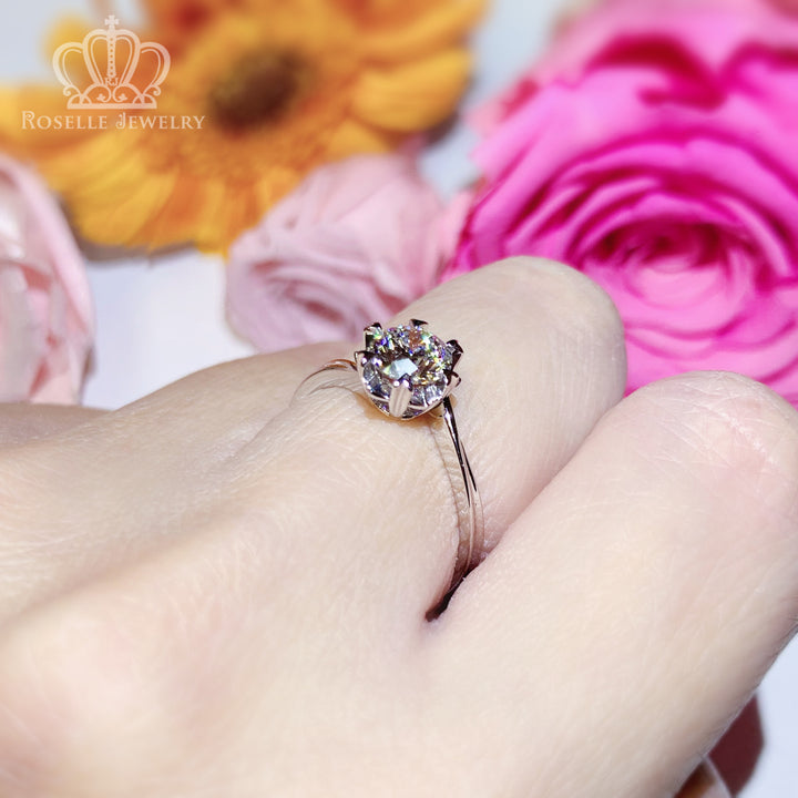 0.7CT Floral Snowflake Solitaire Engagement Ring - LGR013 - Roselle Jewelry