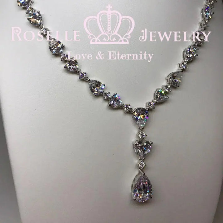 Pear Shape Luxury Hanging Necklace - GP2 - Roselle Jewelry